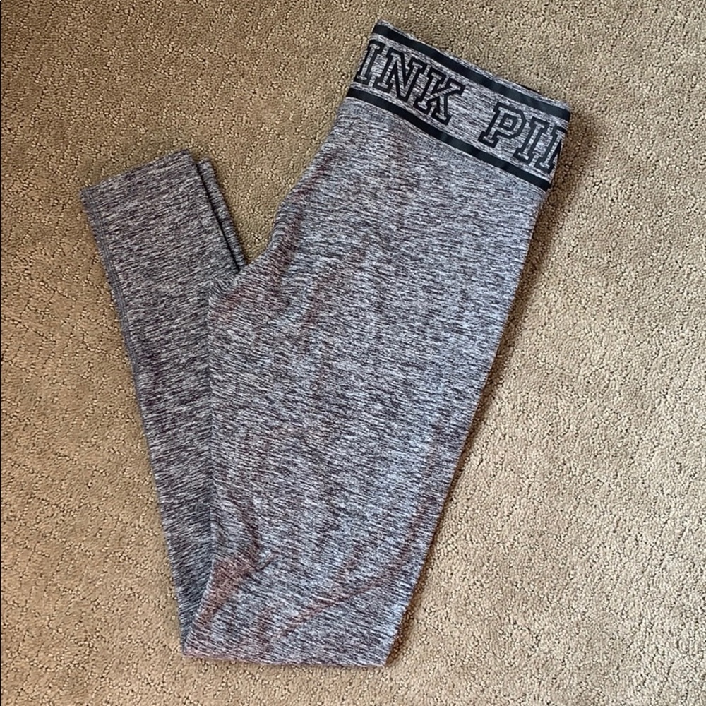 🌟CLEAROUT🌟 PINK VS leggings